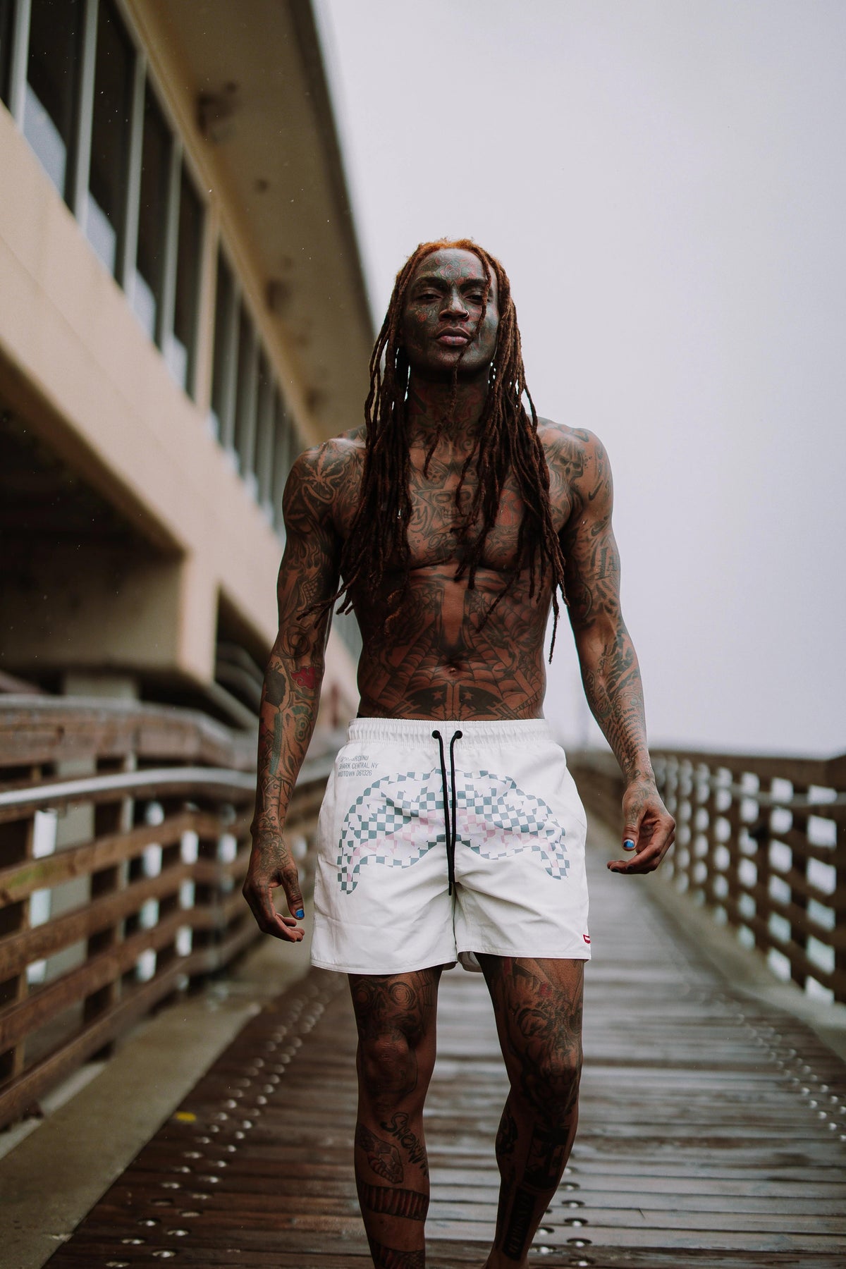 SHARK CENTRAL DYNAMIC SWIM SHORTS