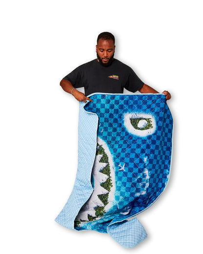 SHARK ISLAND PACKABLE BEACH MAT BLANKET WATER RESISTANT CONVERTIBLE TO