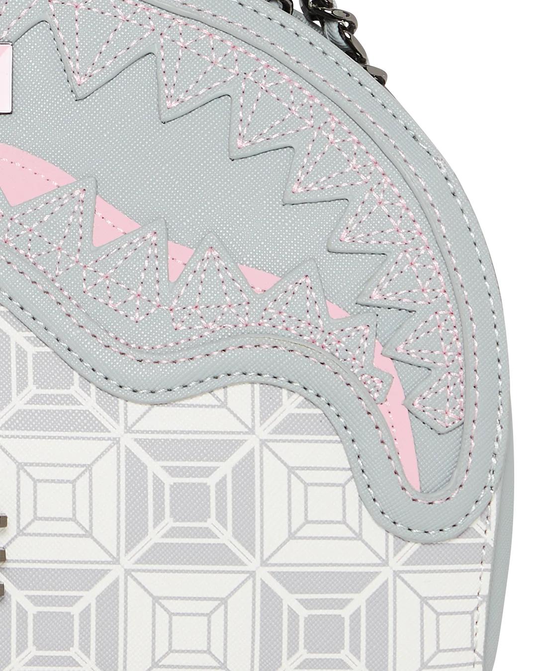 A.I.8 AFRICAN INTELLIGENCE BOOKED & BUSY SHARK HANDBAG