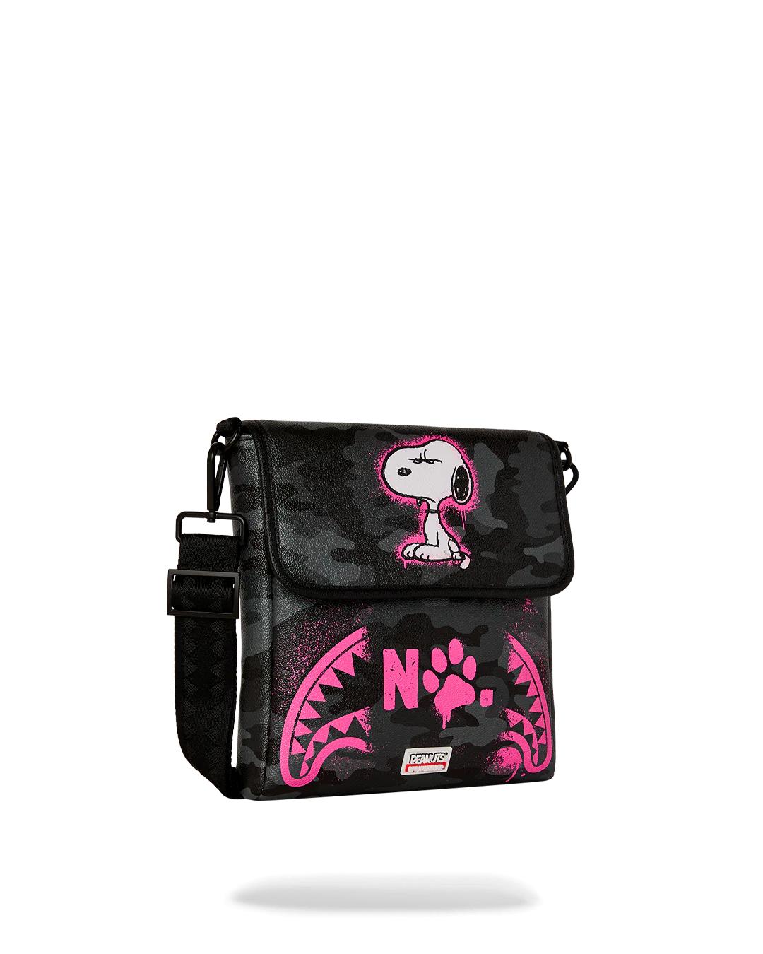 SNOOPY THAT'S A NO NO MESSENGER SLING