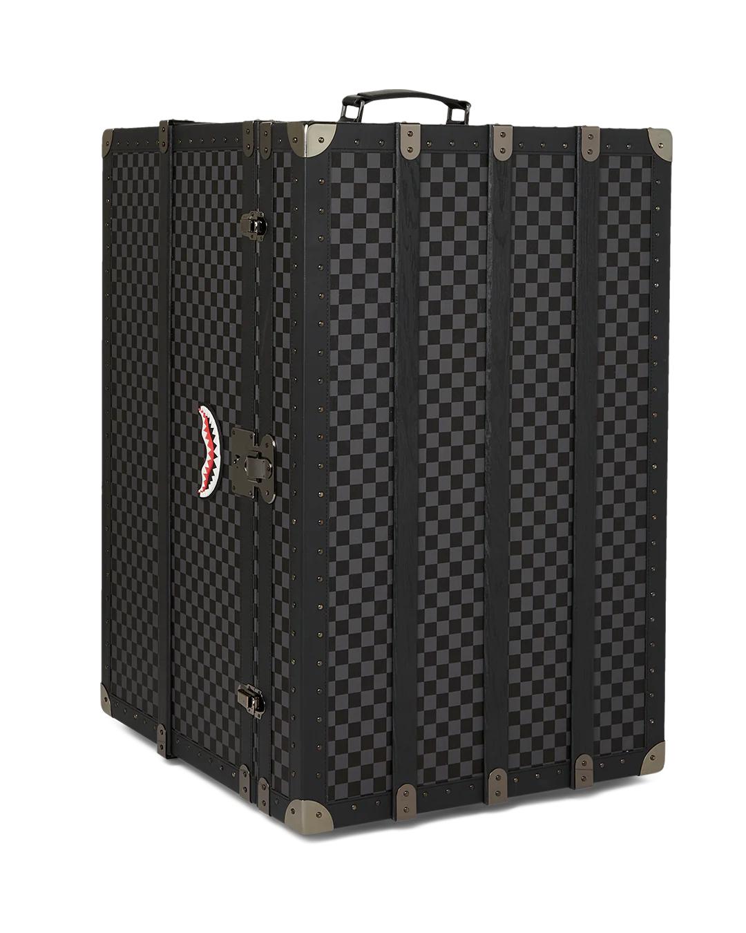 VANQUISH II WARDROBE TRUNK