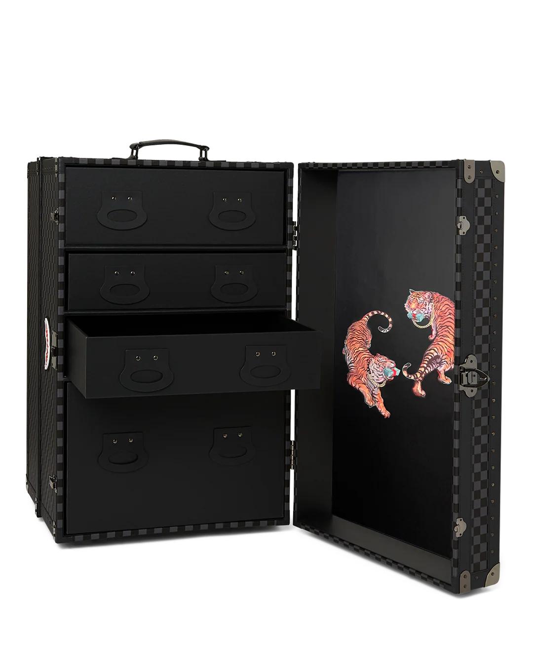 VANQUISH II WARDROBE TRUNK