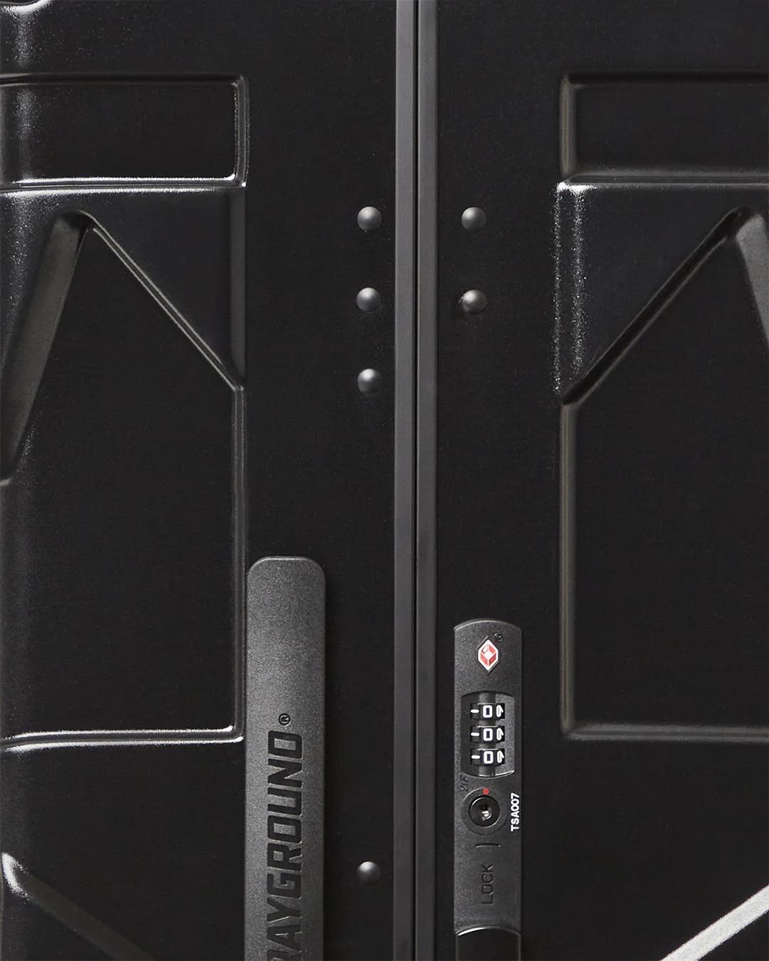 NIGHTSHARKS WORLDWIDE SHARKITECTURE FULL SIZE LUGGAGE