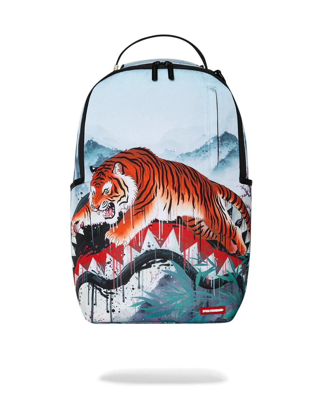 TIGER CLAW MOUNTAIN BACKPACK