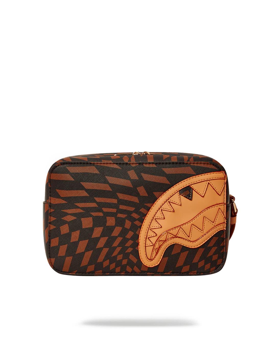 TRIPPY HENNY TOILETRY BAG