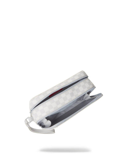 SPLIT THE CHECK (PEARL) TOILETRY BAG