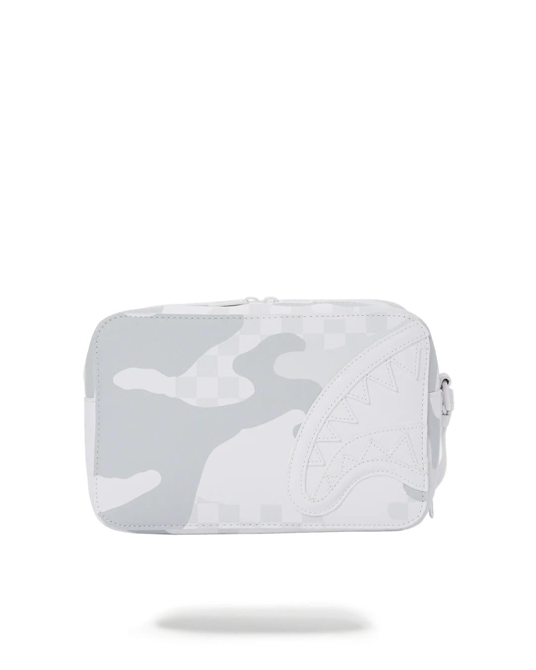 3AM LE BLANC TOILETRY BAG