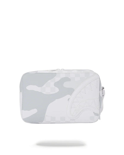 3AM LE BLANC TOILETRY BAG