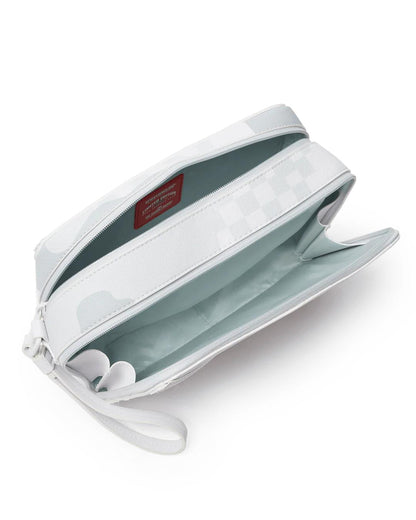 3AM LE BLANC TOILETRY BAG