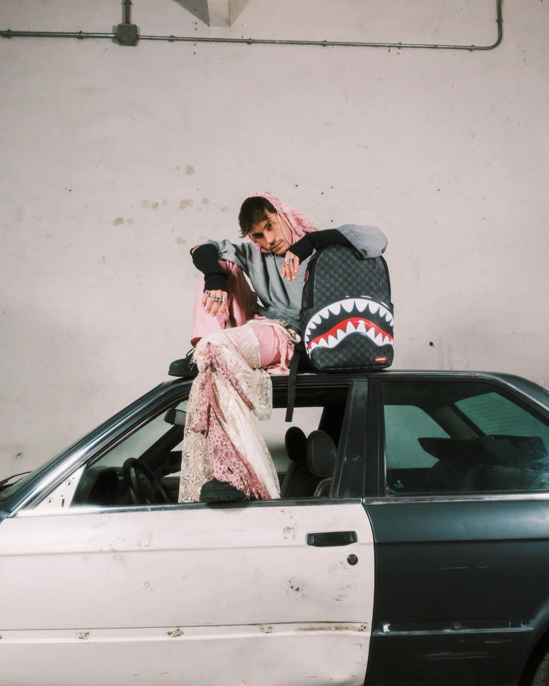 SHARKS IN PARIS HYPER PUFF BACKPACK