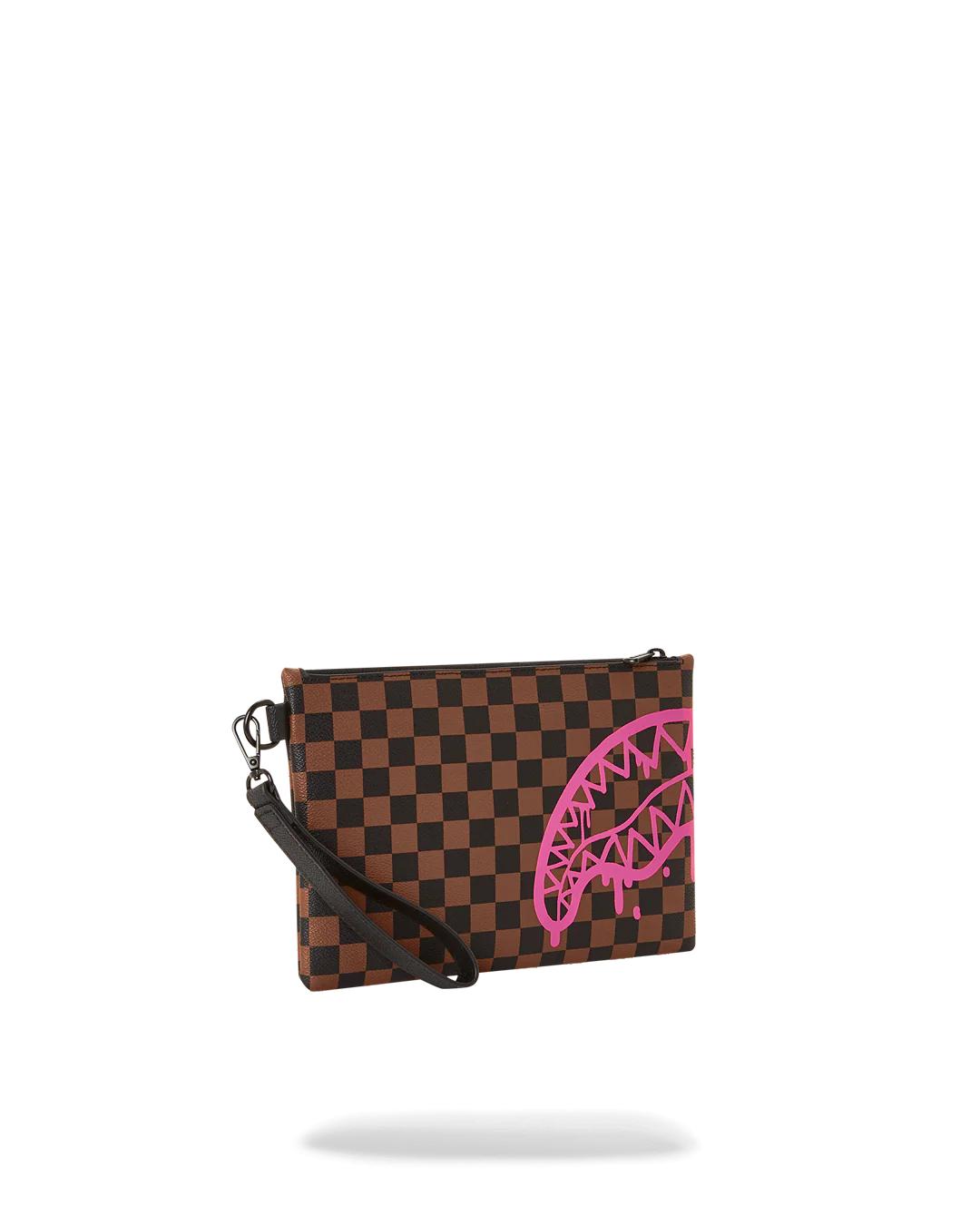 THE ARTISTS TOUCH CROSSOVER CLUTCH