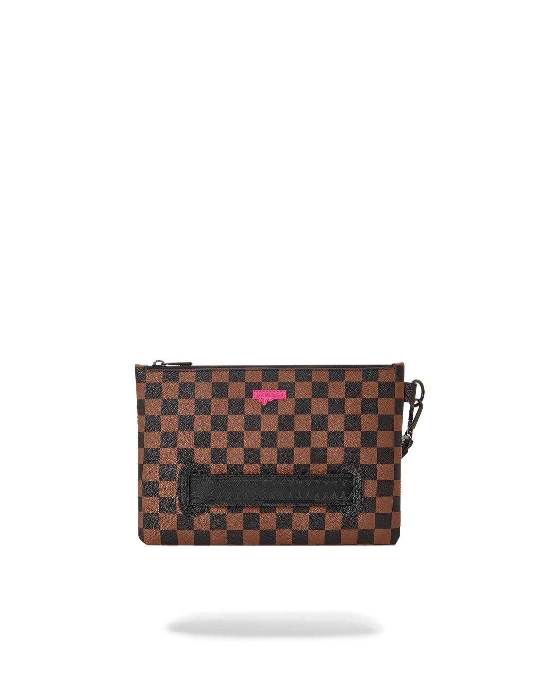 THE ARTISTS TOUCH CROSSOVER CLUTCH