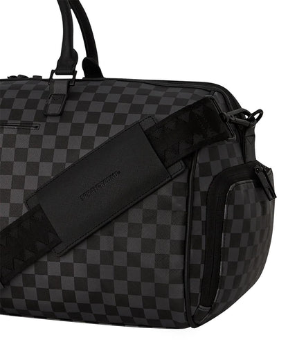SNOOPY DAY OFF DUFFLE