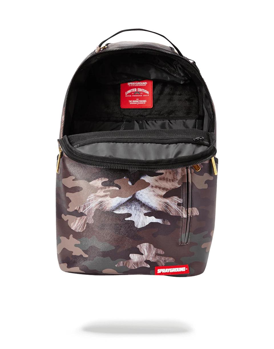 LION CAMO