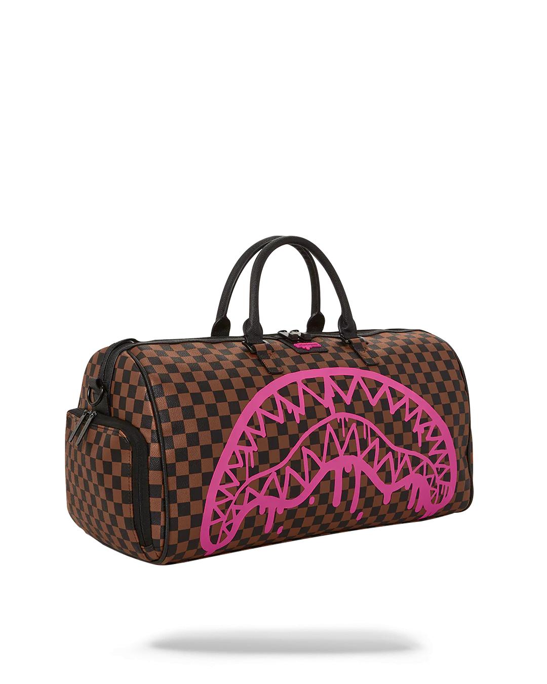 THE ARTISTS TOUCH DUFFLE