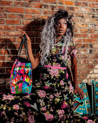 AVANT GARDEN TOTE