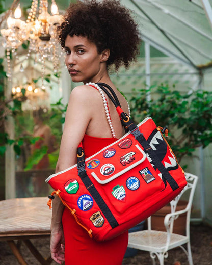 THE GLOBAL EXPEDITION TOTE