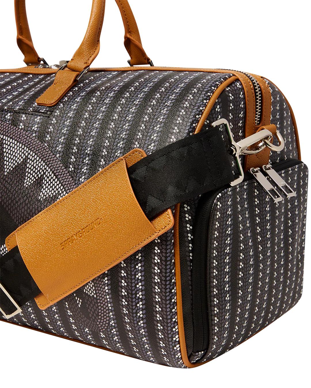 ILLUCHAINS DUFFLE