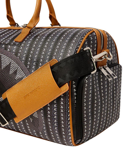 ILLUCHAINS DUFFLE