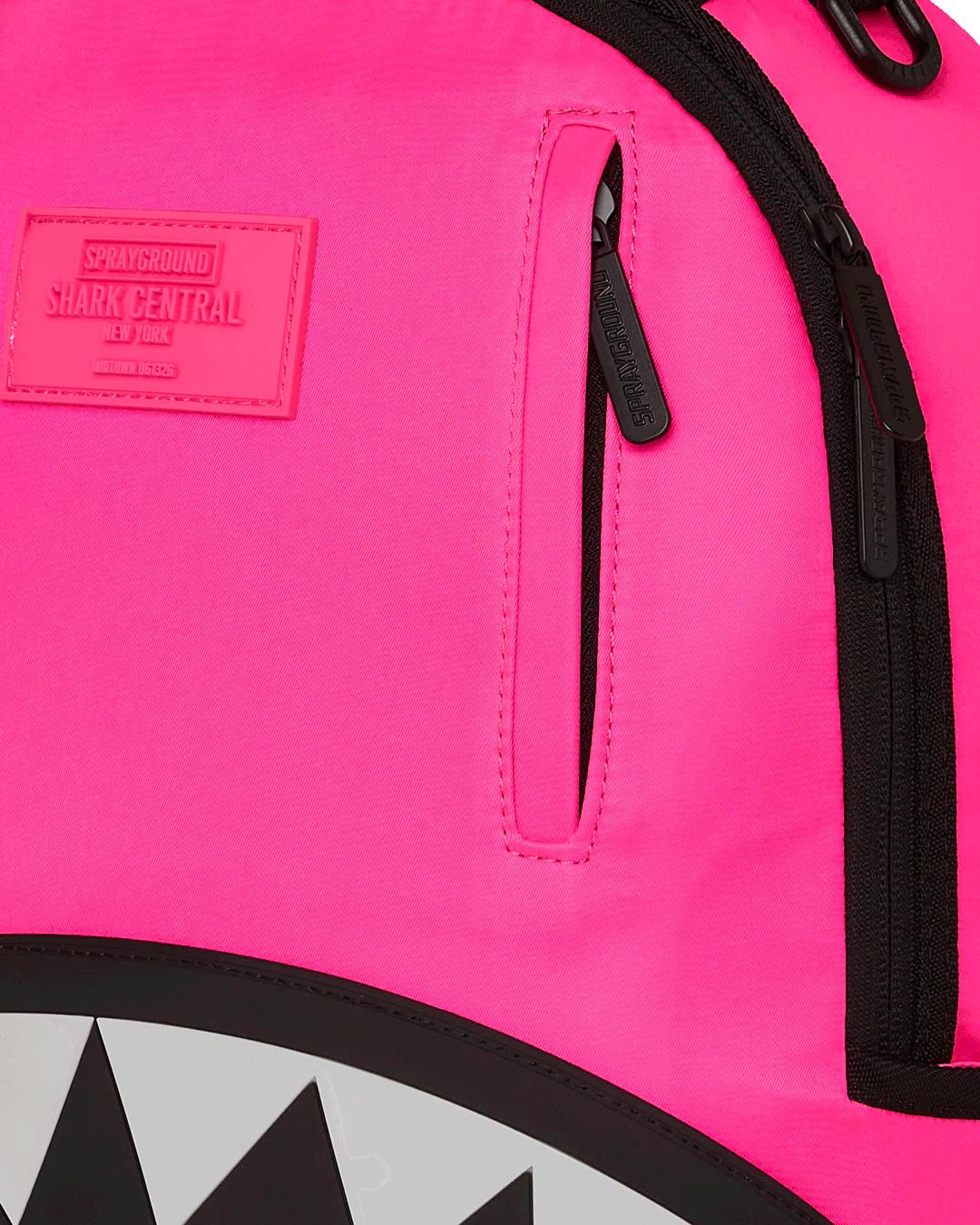 SHARK CENTRAL PULSE BACKPACK