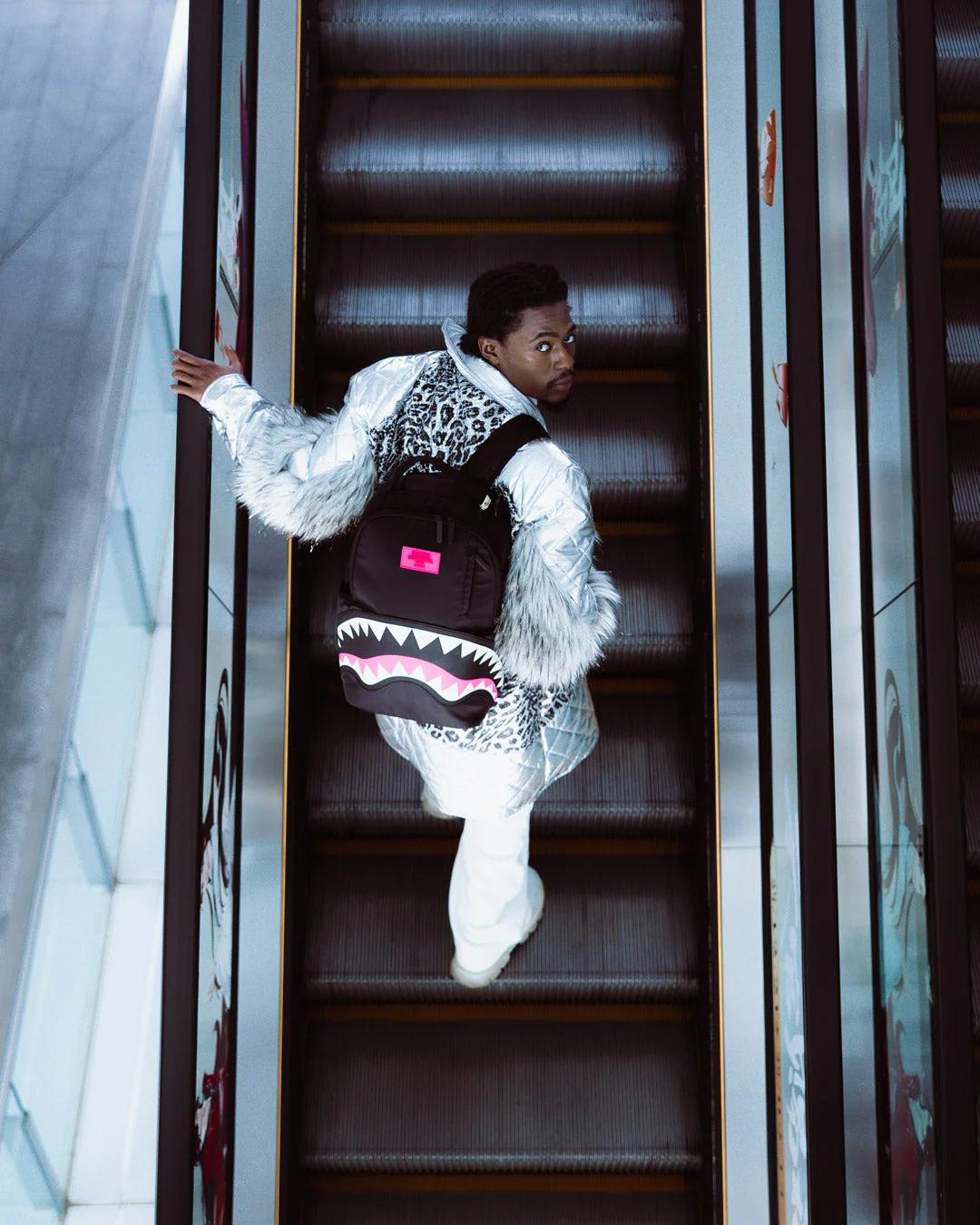 SHARK CENTRAL 2.0 NEON VENOM BACKPACK